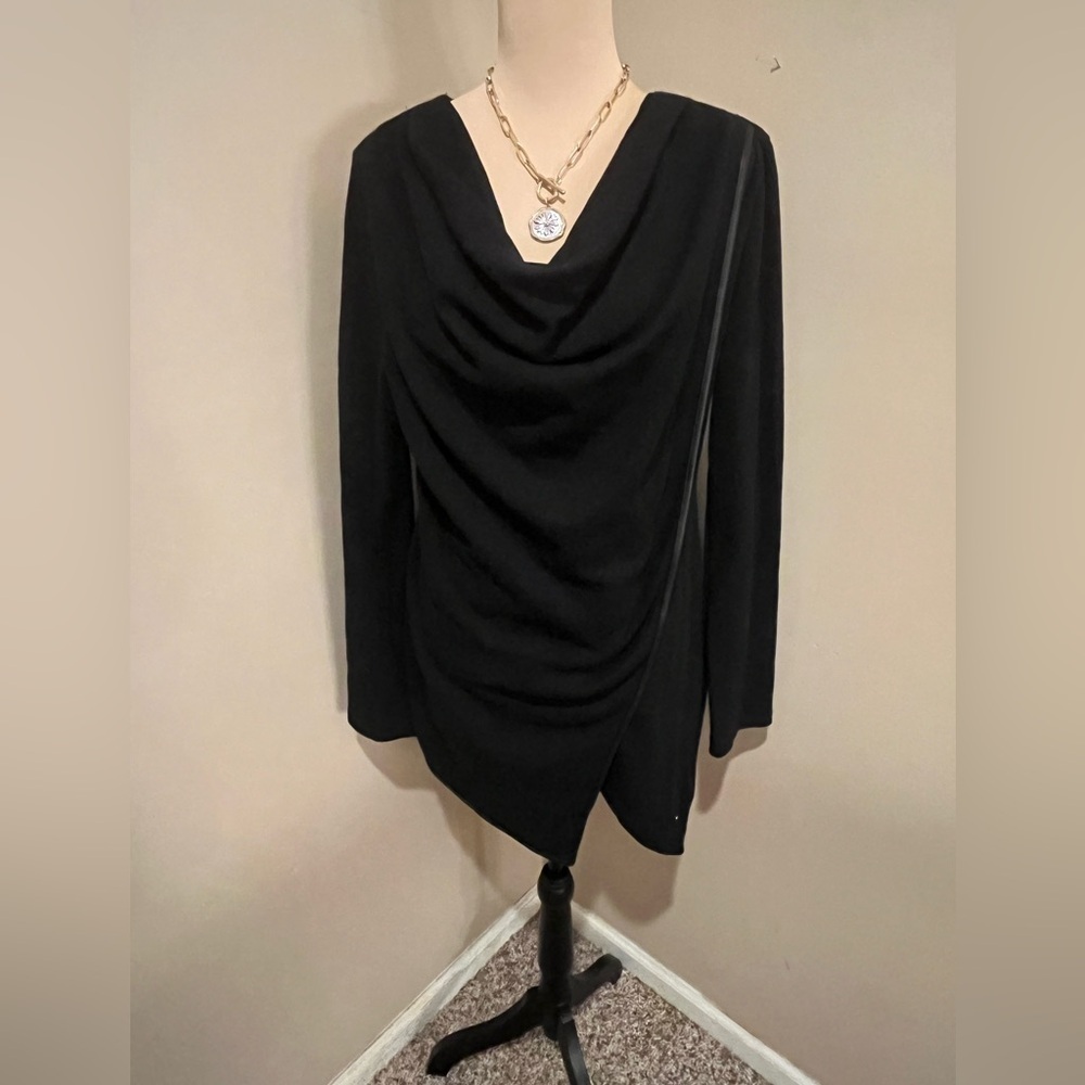 Andrew Marc lt-wt Thermal-Knit Black Draped Top, size XL